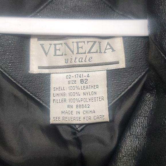 𝅺WOMEN'S venezia Vitale leather coat. Size 62 - Picture 3 of 6
